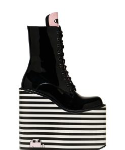 A Bean With a Platform to Dream Boots