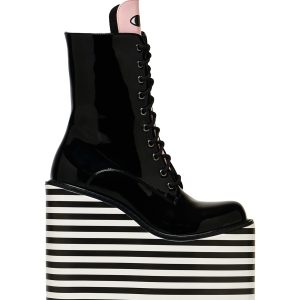 A Bean With a Platform to Dream Boots