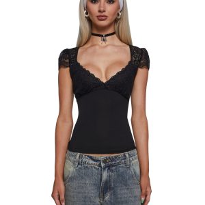 Top Romance Lace Top ?C Black