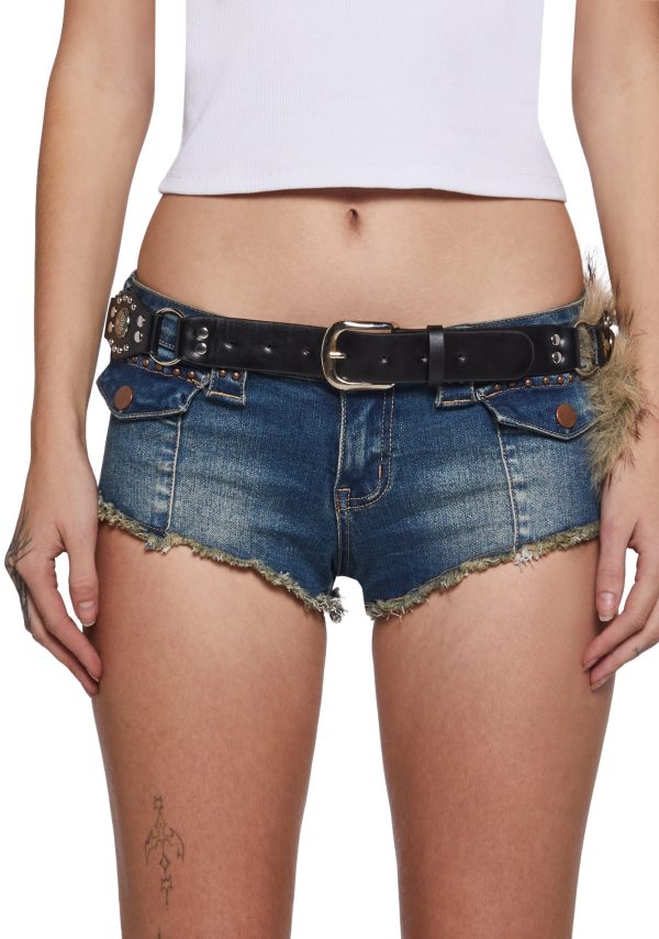 No Shade Studded Buckle Belt