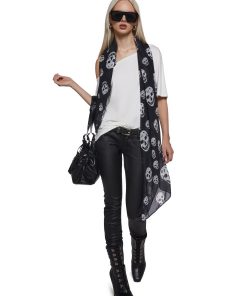 Alternative view of Flirting Over Oversized Tee - White