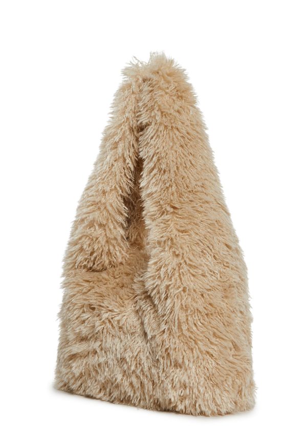 Cutie Heart Faux Fur Shoulder Bag