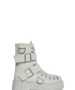Low Traitor Boots - White
