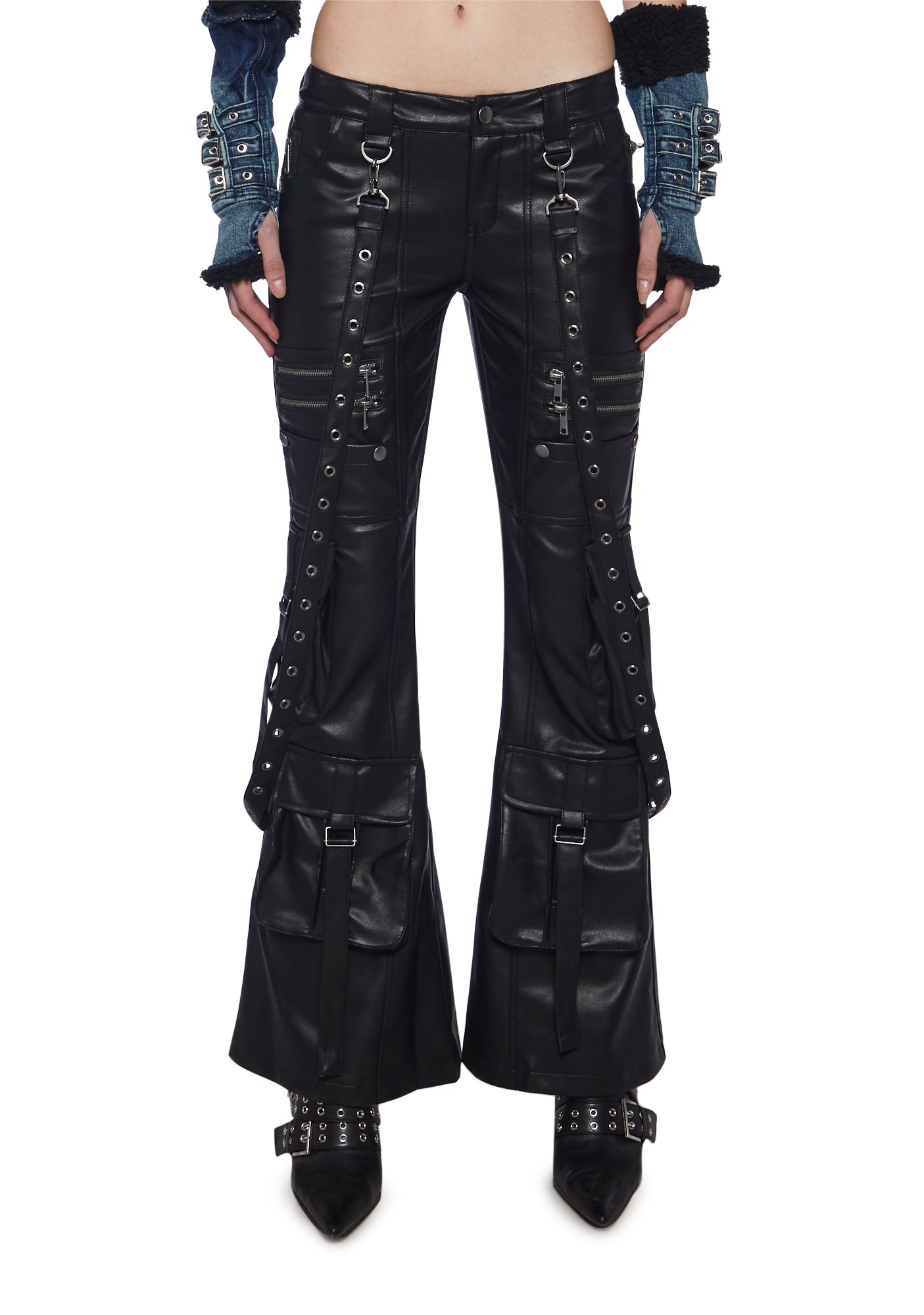 Aurora Cargo Jeans ?C Black