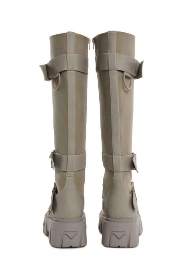 Low Traitor Knee High Boots ?C Light Gray