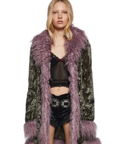 Art Magic Velvet Coat