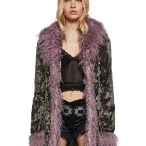 Art Magic Velvet Coat