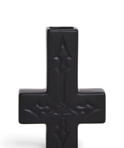 Alternative view of Cross Vase